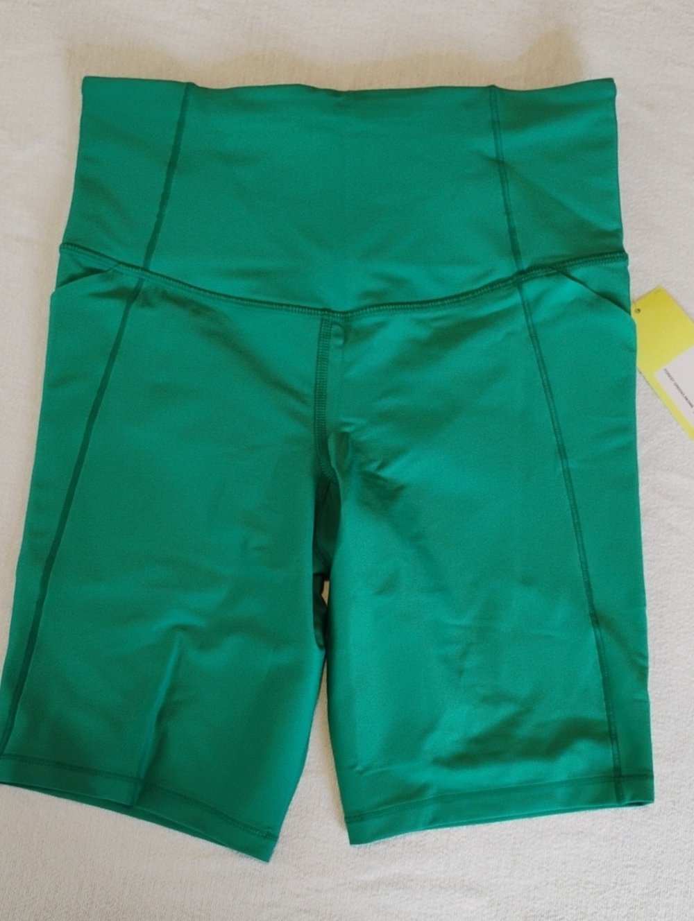 Green Exercise Shorts All In Motion Side Pockets   Small BNWT Waist Zip Pocket